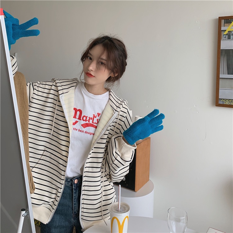 Áo khoác IELGY dáng rộng có mũ trùm và khóa kéo họa tiết sọc ngang thời trang cho nữ