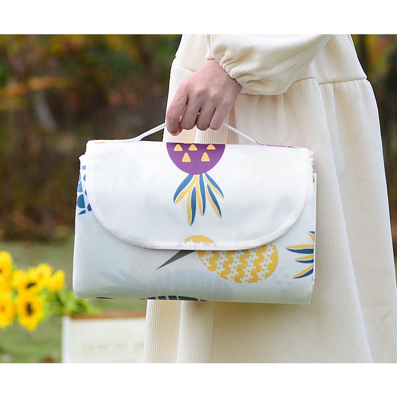 Thảm Dã Ngoại Dày Dặn Chống Ẩm Tiện Dụng Cao Cấp