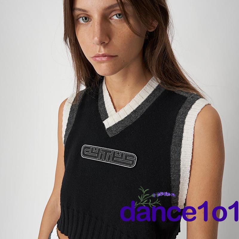 Áo tank top cổ chữ v dáng rộng in chữ thời trang cho nữ