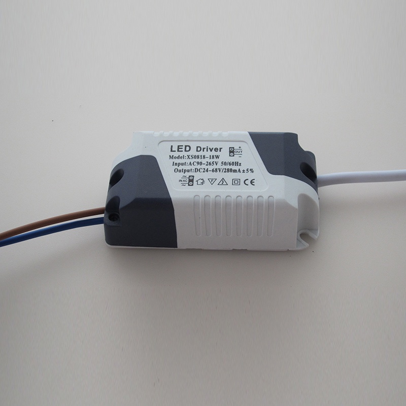 Máy Biến Thế ĐiềU KhiểN Đèn LED Chuyên Dụng