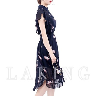Váy hồng hạc
