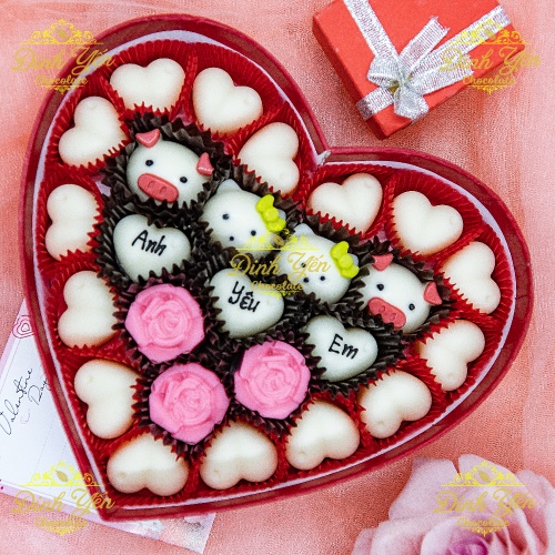 Hộp quà tặng socola valentine/18.5x3,5cm/25-26viên/M2D