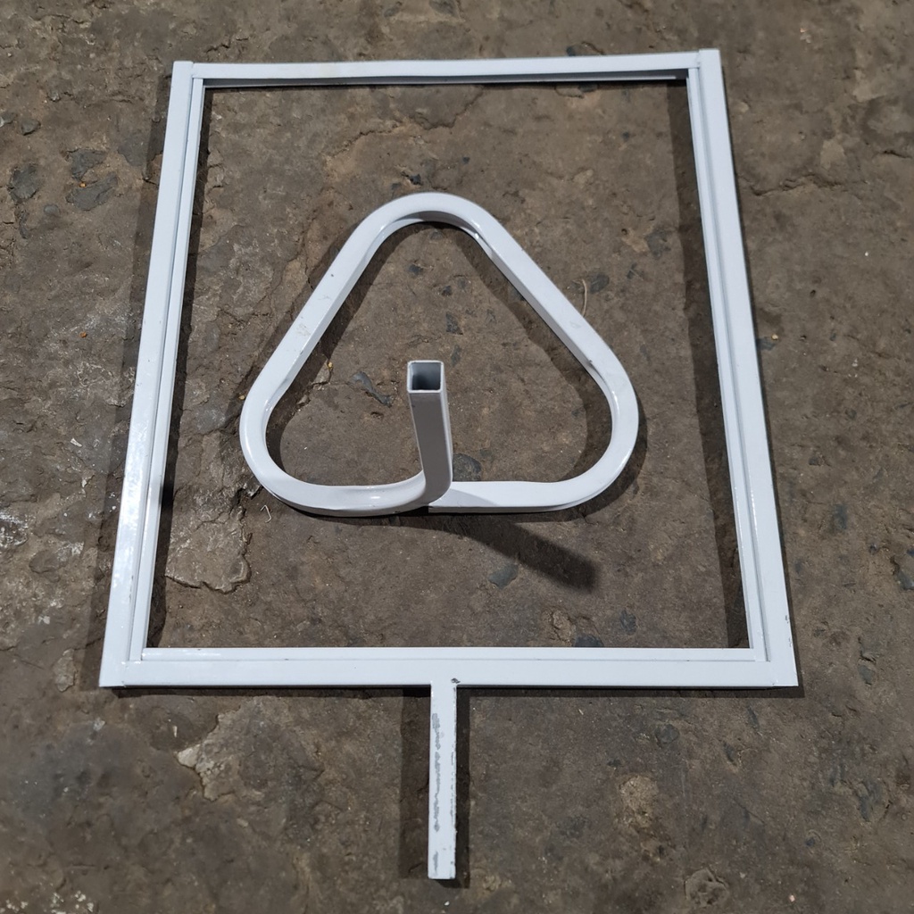 STANDEE KHUNG SẮT - STANDEE MÔ HÌNH