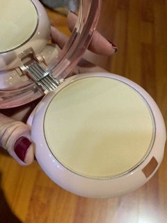 Phấn phủ 3 tầng Glamour Bright