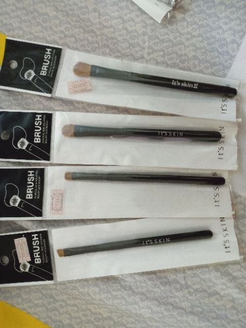 Cọ trang điểm It's skin | BigBuy360 - bigbuy360.vn