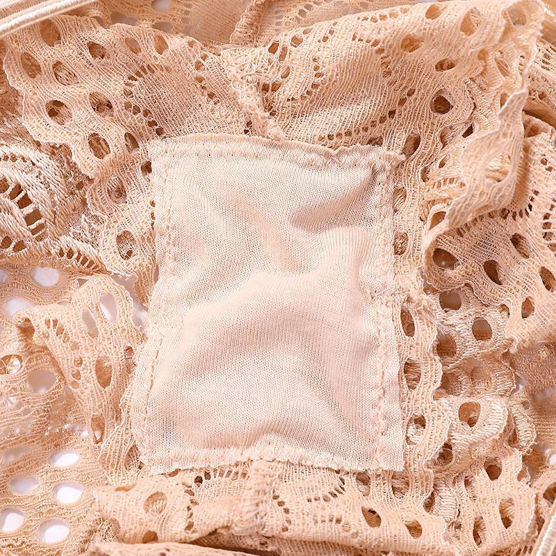 Quần lót ren hoa lưng thấp thiết kế khoét quyến rũ cho phái nữ