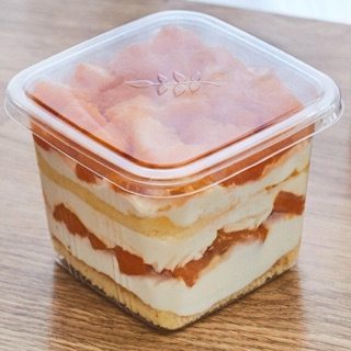 50 hộp vuông đựng bánh mouse, bánh tiramisu