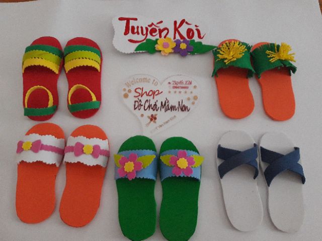 Đôi dép 14cm. Chủ đề bản thân