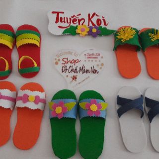 Đôi dép 14cm. Chủ đề bản thân