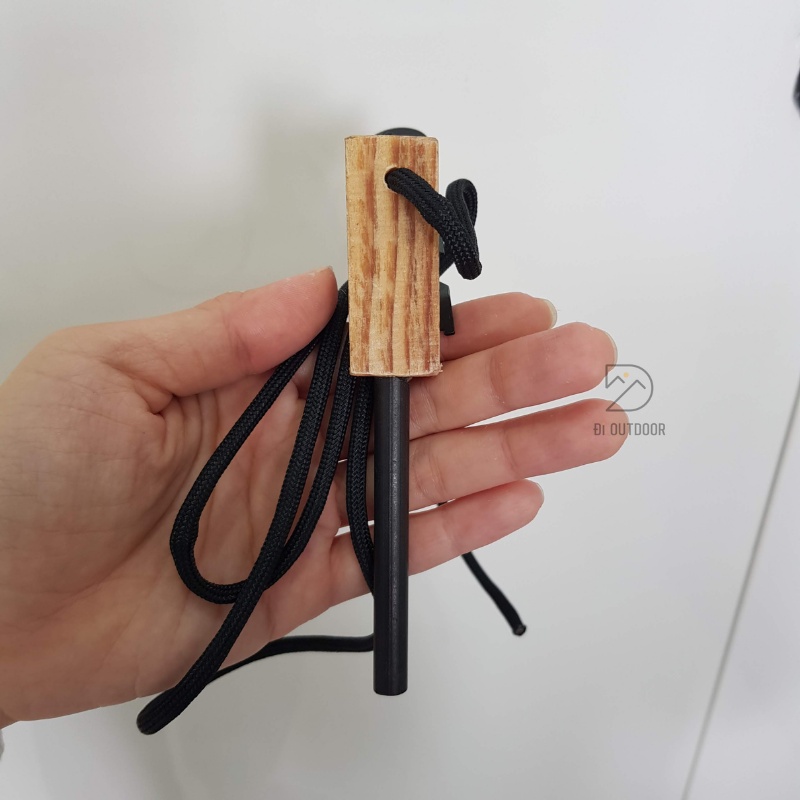Cây đánh lửa sinh tồn magnesium cán gỗ