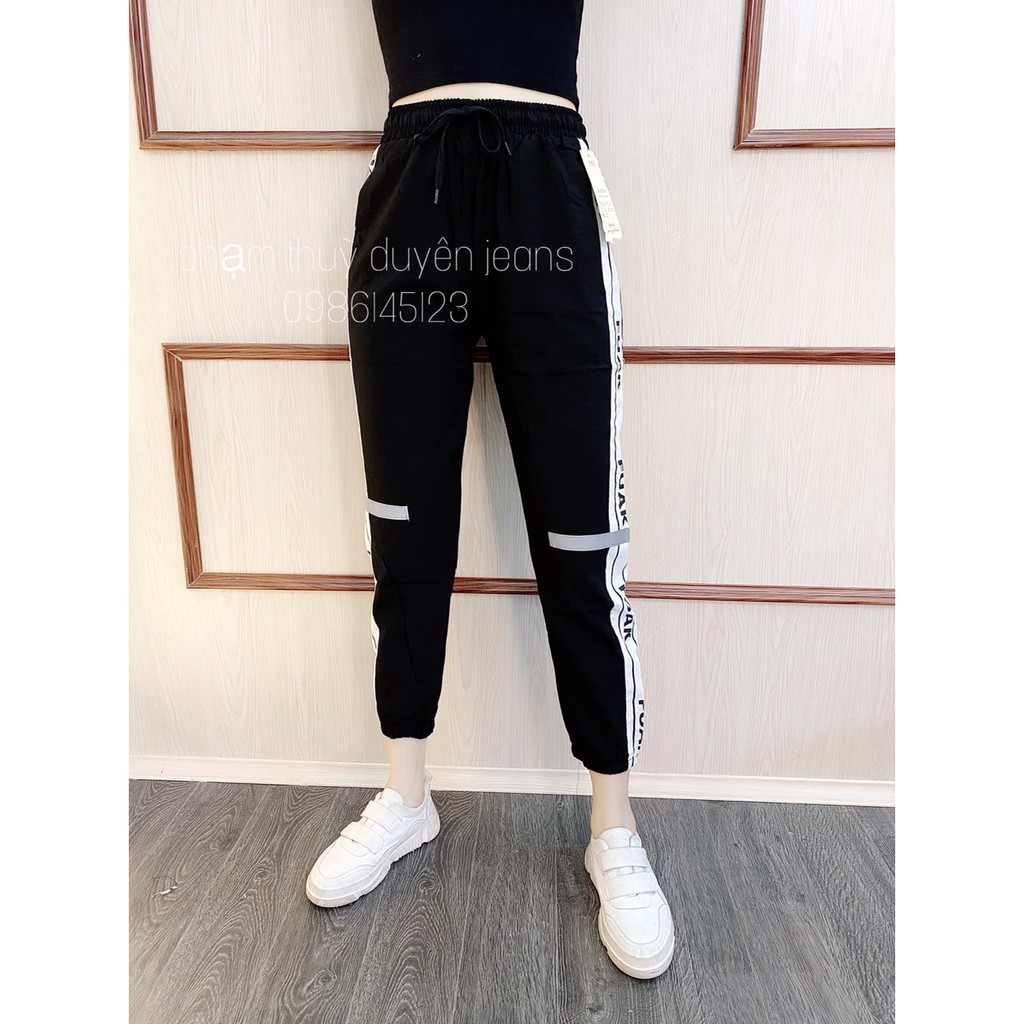 Quần Jogger [PHẢN QUANG] họa tiết chữ