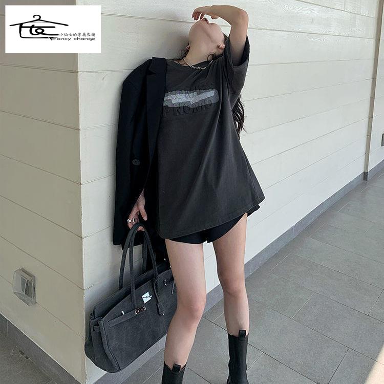 Áo Thun Tay Ngắn Dáng Rộng In Chữ Màu Xám Đậm Thời Trang Mùa Hè Hàng Mới Dành Cho Bạn Nữ 2022