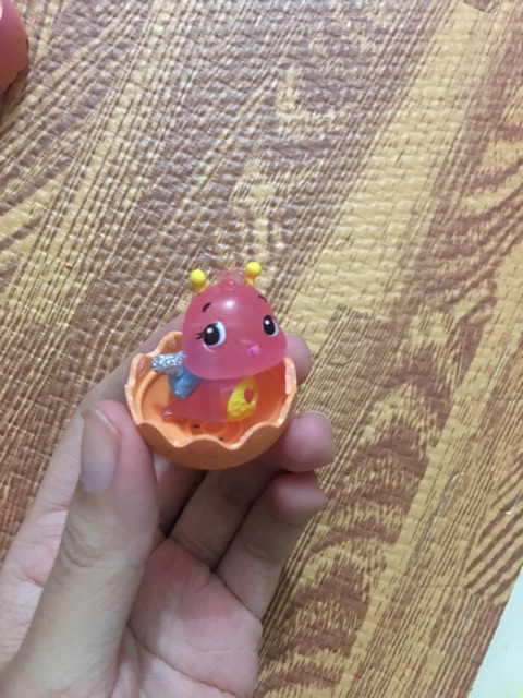 Trứng Hatchimal - Đồ chơi bóc trứng