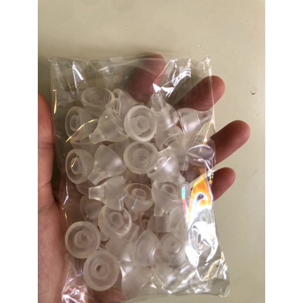 Dụng cụ một đầu silicon rửa mũi cho bé