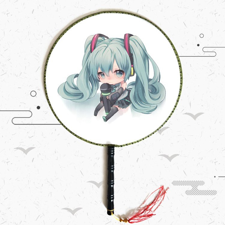 Quạt tròn cổ trang Miku Hatsune anime cầm tay