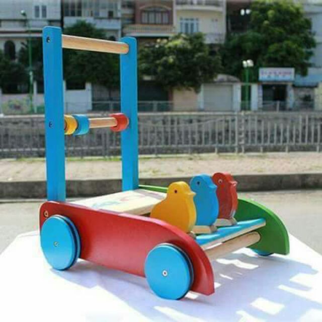 Xe gỗ tập đi cho bé