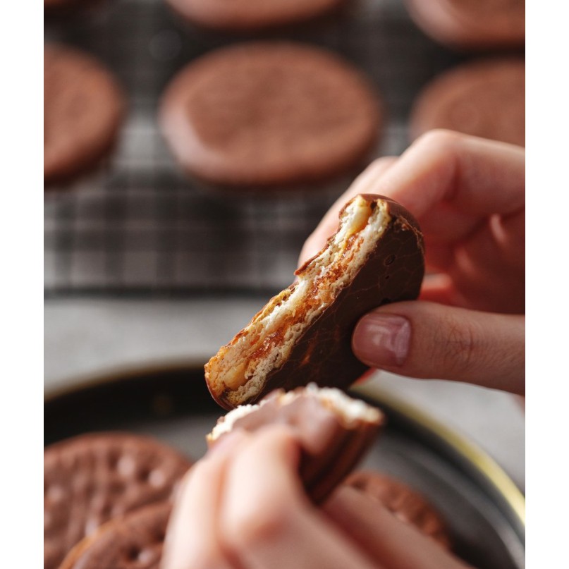 [CROWN] BÁNH BIG PIE VỊ DÂU TÂY 216G - [크라운] 빅파이딸기 216G