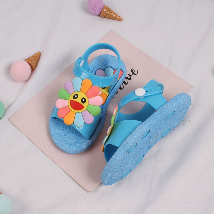 Sandal Bé Gái Họa Tiết Hoa Nhiều Màu Mềm Nhẹ Êm Chân 1-5 tuổi