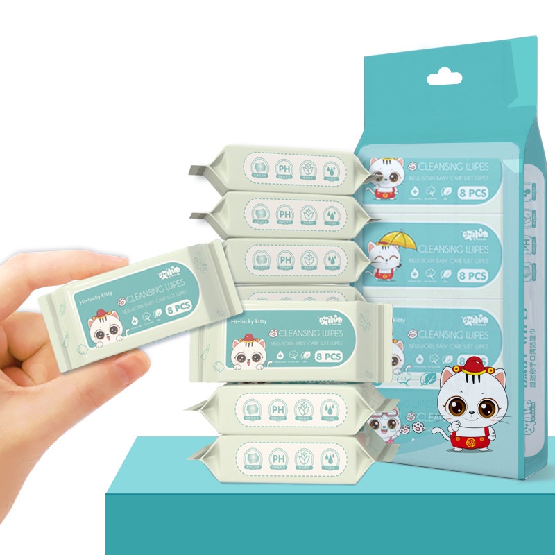 Set 8 khăn giấy ướt mini cầm tay bỏ túi tiện lợi