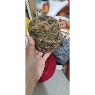 Thanh lý len mohair màu trắng kem vani