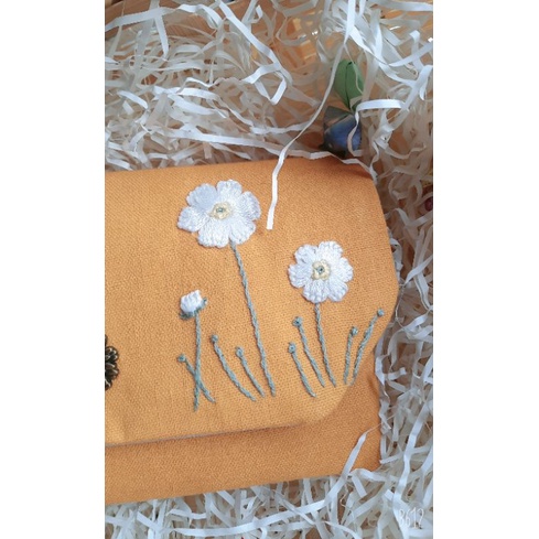 Ví vải linen thêu tay handmade