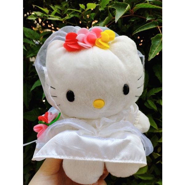 Gấu bông mèo hello kitty