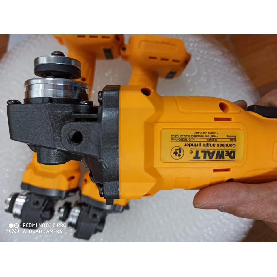 Máy mài cầm tay pin DEWALT 118V không chổi than - 2 PIN