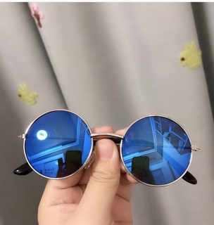 Kính râm mắt tròn đáng yêu cho bé