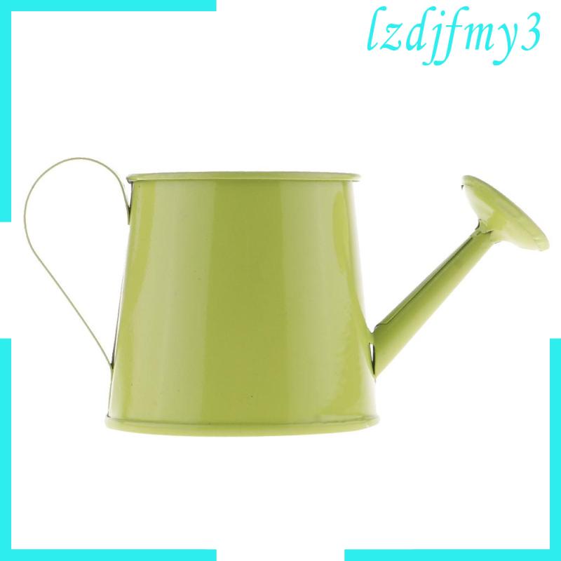 Mô hình bình tưới cây mini bằng thiếc nhiều màu sắc phong cách mộc mạc