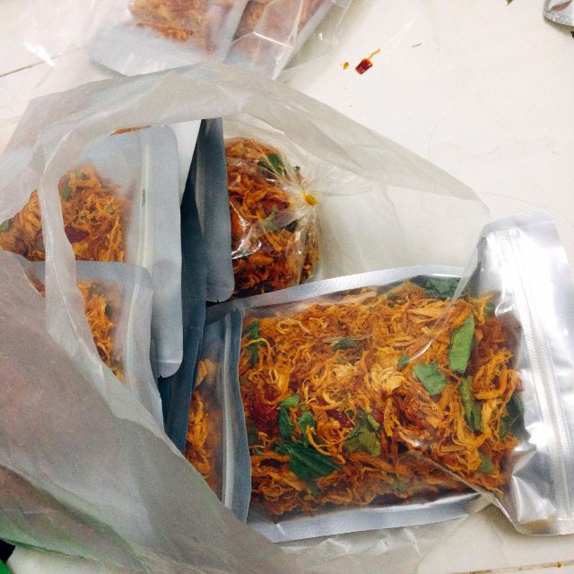 1KG KHÔ GÀ LÁ CHANH