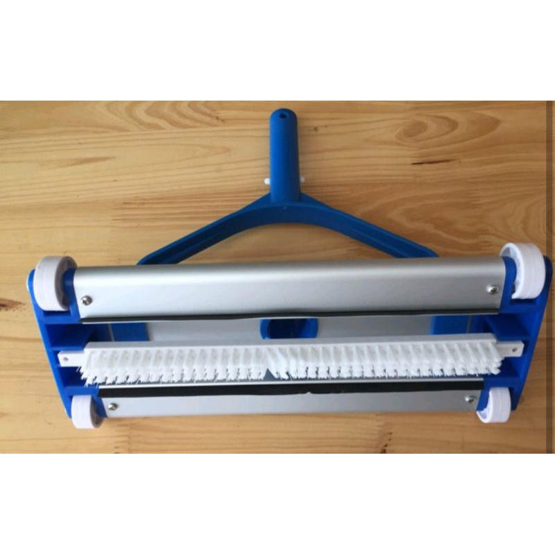 Bàn hút đáy hồ bơi 4 bánh 32cm