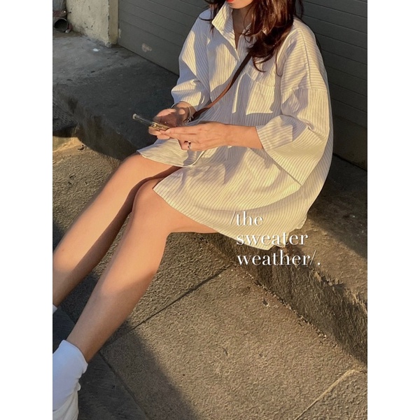 Áo sơ mi nữ tay lỡ chất thô mềm form oversize hoạ tiết kẻ sọc ver2 - The Sweater Weather | BigBuy360 - bigbuy360.vn