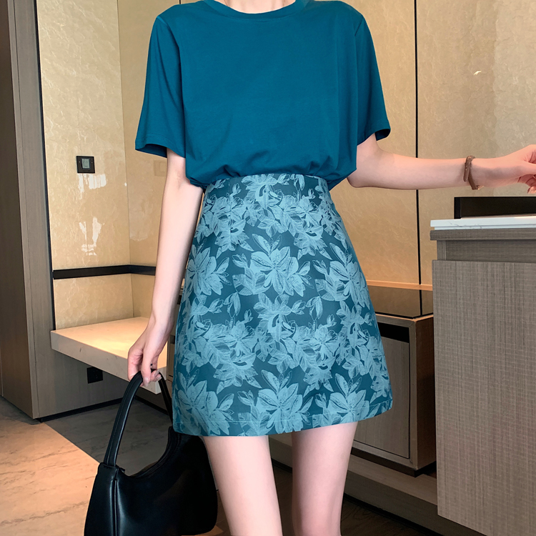 [Mã FADIRECT20 giảm 20K đơn 150K] Chân váy chữ A lưng cao kiểu dáng thời trang cho nữ | BigBuy360 - bigbuy360.vn