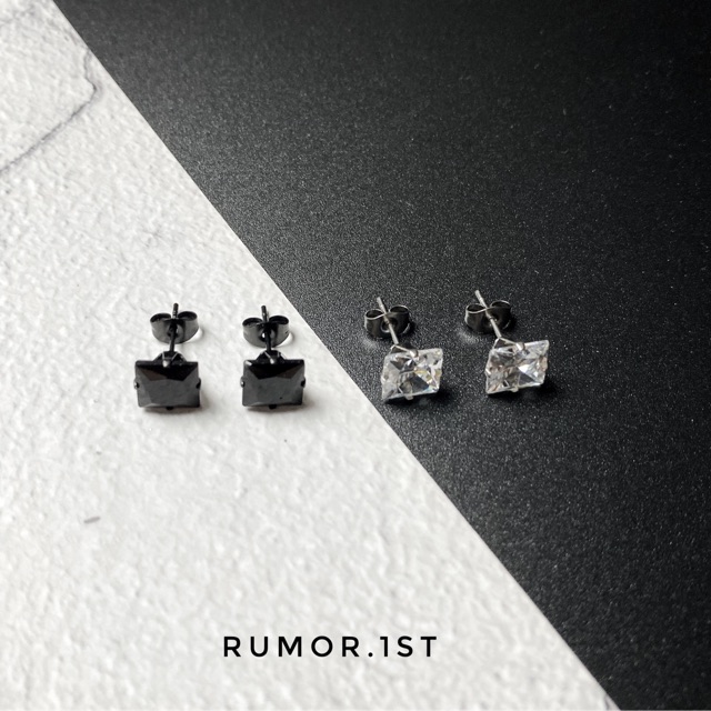 Khuyên tai đá vuông đen và trắng