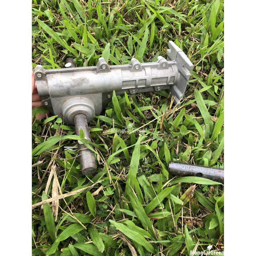 Trục xới đất - HỘP SỐ gắn các bộ bánh sạc cỏ, lên luống, xới đât. lắp máy cắt cỏ - Khía 7/9 - Trục 26/28