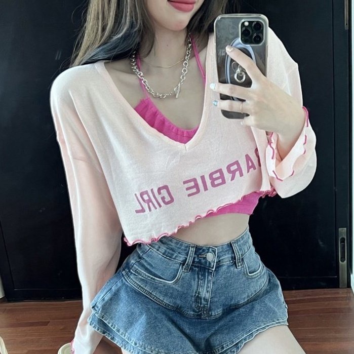 Set 2 Món Áo Croptop Dài Tay In Chữ Barbie Mix Áo 2 Dây Ôm Body Sexy Freesize Chất Co Giãn