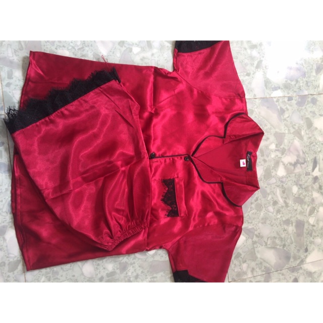 Bộ lụa phối ren đùi