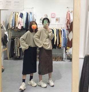 Áo nỉ pha len kẻ oversize