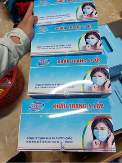 50 chiếc khẩu trang y tế