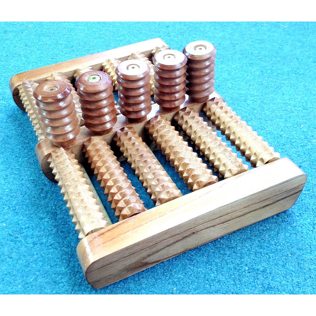 Bàn lăn massage chân bằng gỗ 5x6