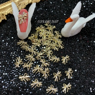 set 2 Charm Nơ quốc dân , đá hình sáng đẹp