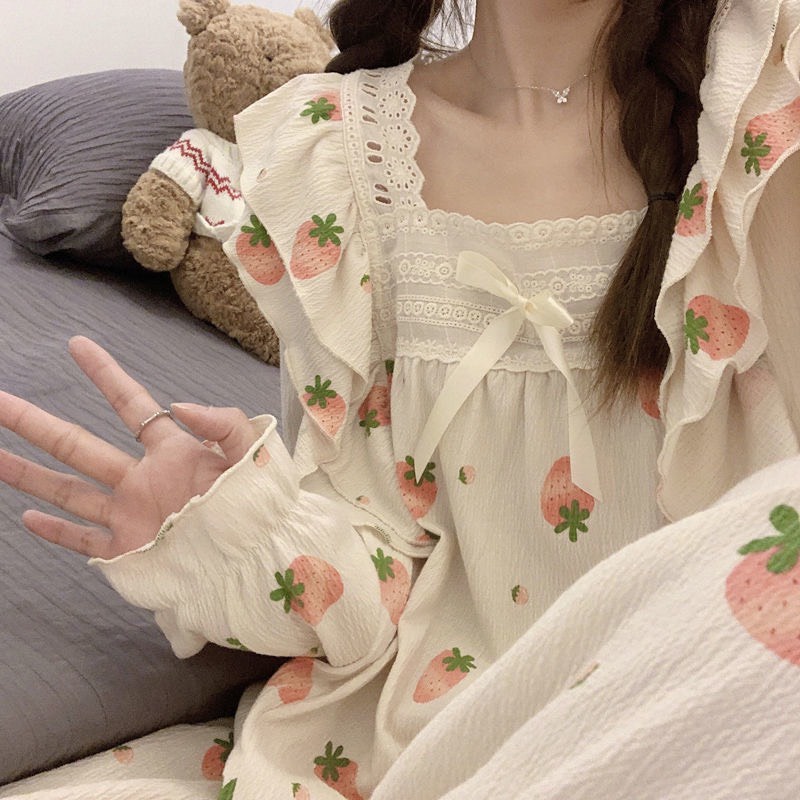 (Sẵn) Bộ Ngủ Mặc Nhà Dài Tay Cộc Tay Hình Dâu Bộ Ngủ Phối Viền Ren Thu Hot Năm 2022