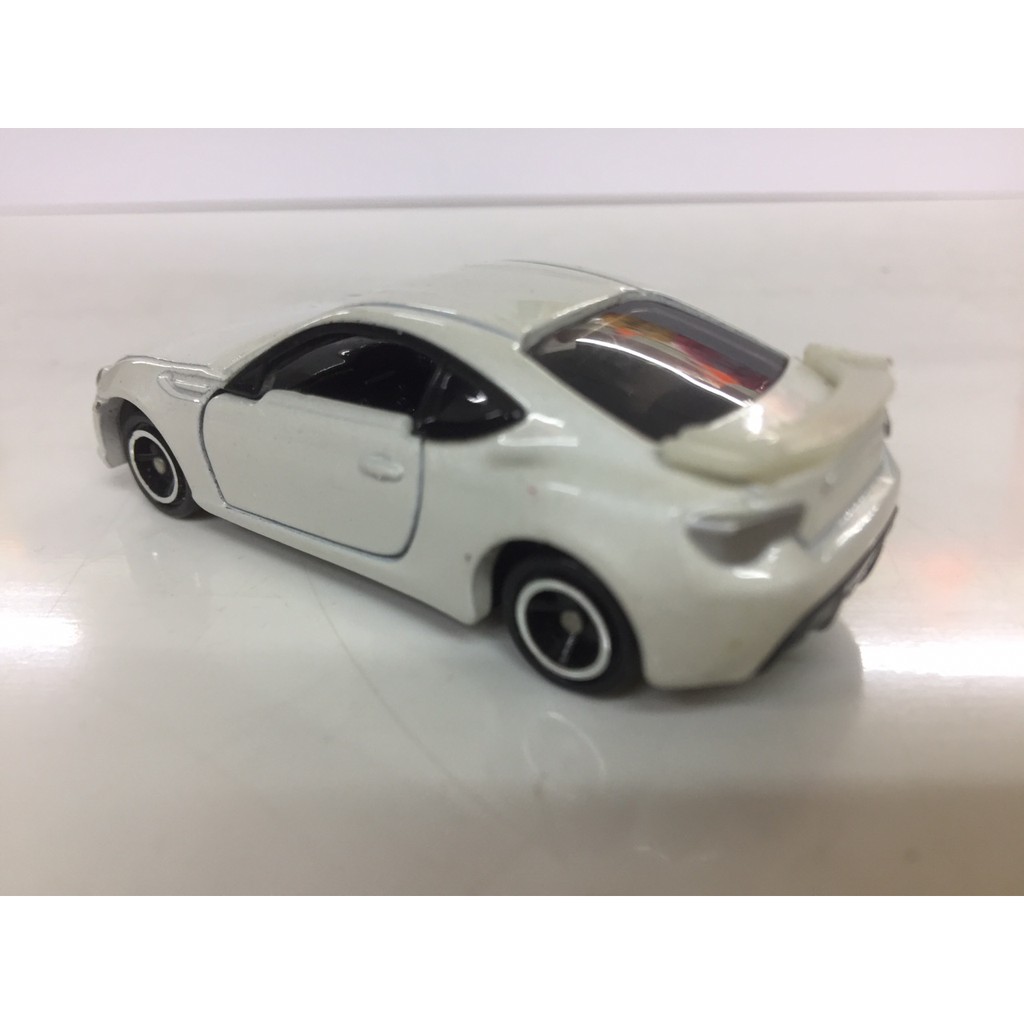 Xe ô tô mô hình Tomica Subaru Brz 1/60