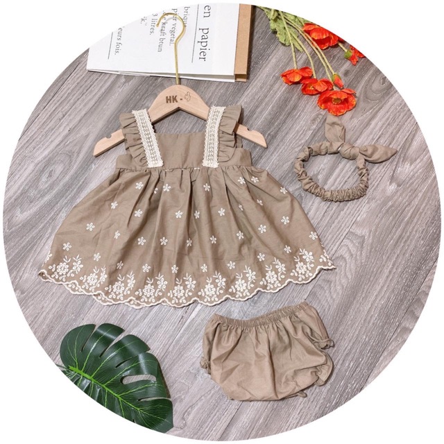 Set váy thêu siêu yêu