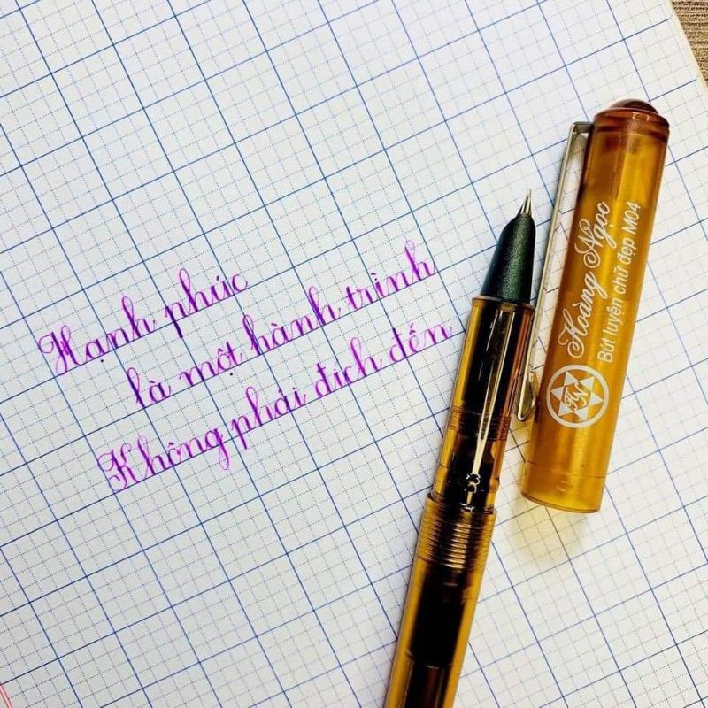 Bút Hoàng Ngọc M04