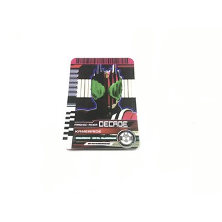 Thẻ bài sưu tầm card in kamen rider Decade đọc được 2 mặt trong Driver Kamen Rider Decade