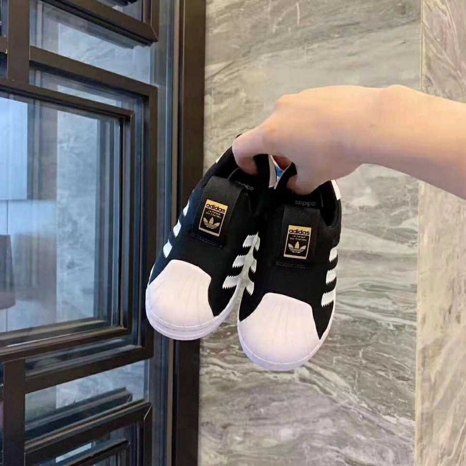 Giày Thể Thao ThoáNg Khí Cho Bé  546s