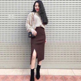 Chân váy len dài xẻ ( chỉ còn xám )