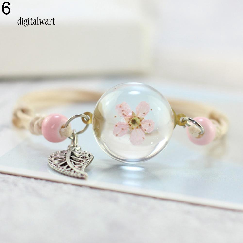 Vòng tay thiết kế phối mặt hình quả cầu thủy tinh chứa hoa lá nhẹ nhàng dễ thương cho nữ | BigBuy360 - bigbuy360.vn