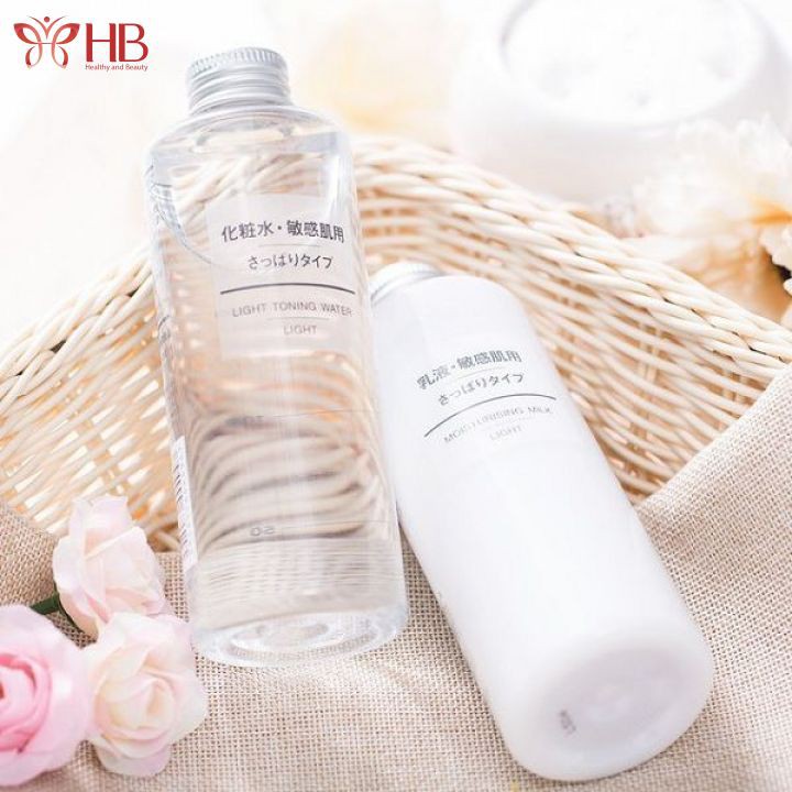 Nước Hoa Hồng Muji Cân Bằng Da Light Muji 200ml Nhật Bản dành cho da khô, da dầu